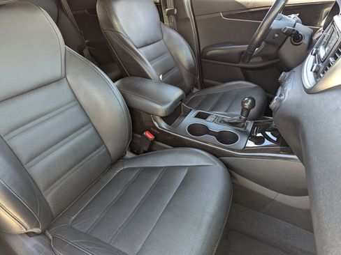 Used 2016 Kia Sorento EX w/ EX Premium Package image 8