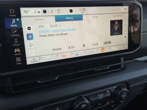 New 2026 Jeep Gladiator Sport image 6