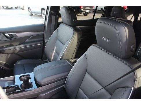New 2026 Buick Enclave Sport Touring w/ Power Package AWD/4WD image 2