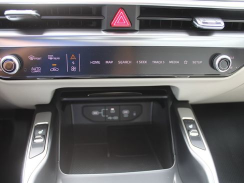 New 2026 Kia Sorento EX FWD image 44