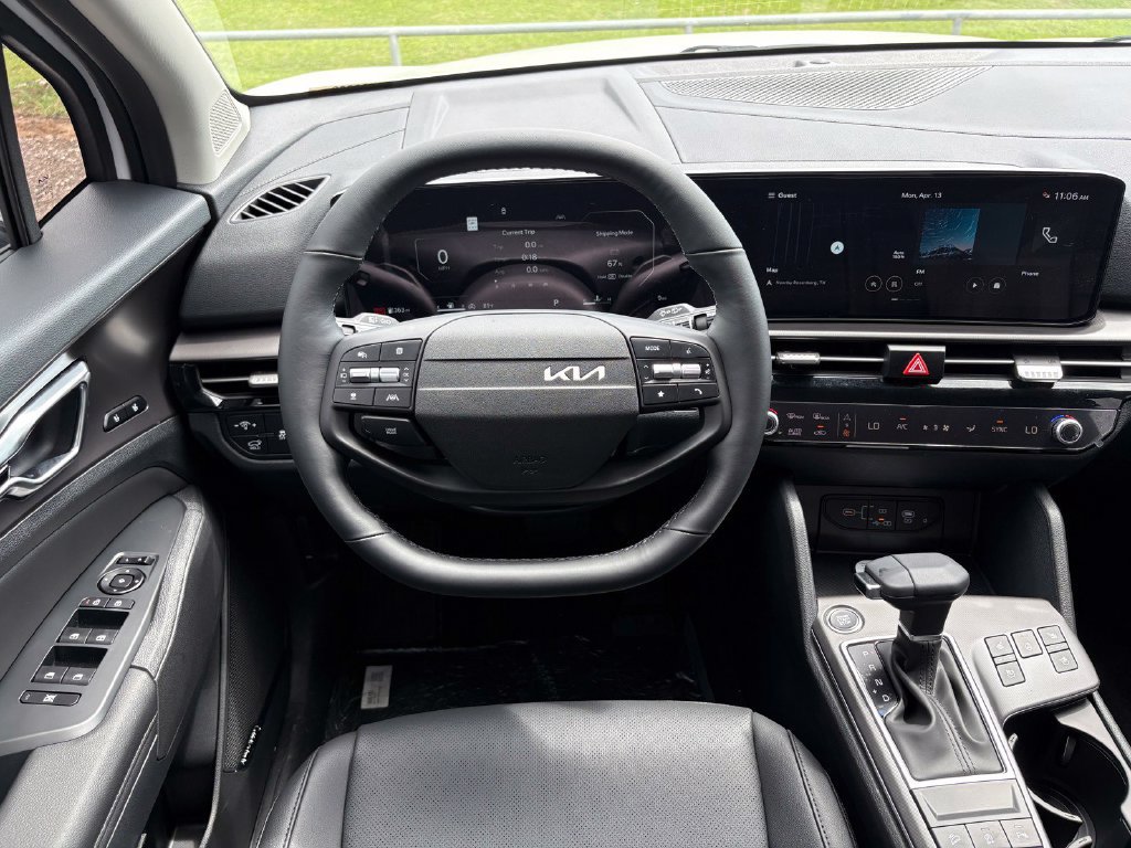 New 2026 Kia Sportage SX FWD image 15