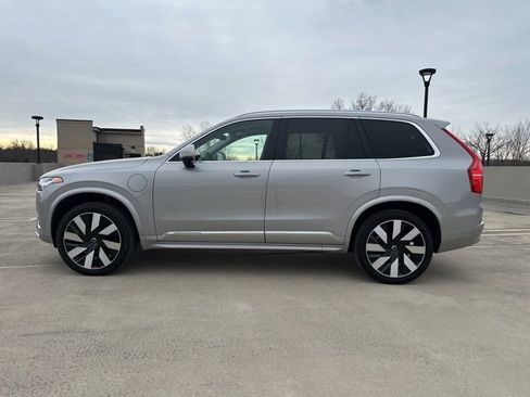 Certified 2024 Volvo XC90 T8 Plus w/ Protection Package Premier image 5