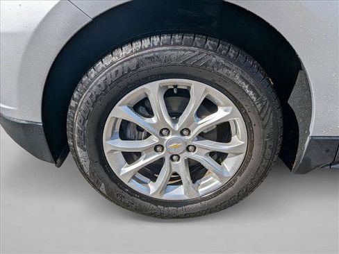 Used 2021 Chevrolet Equinox LT image 19