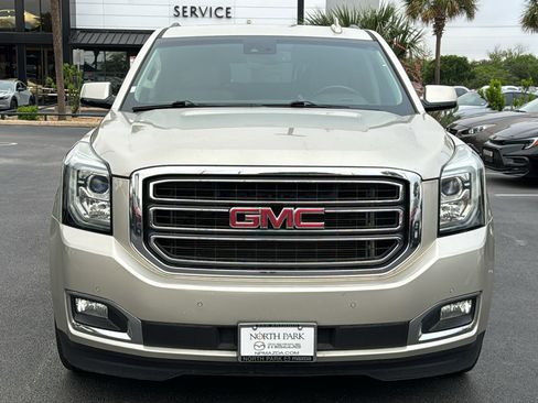 Used 2016 GMC Yukon XL SLT w/ Open Road Package RWD image 3