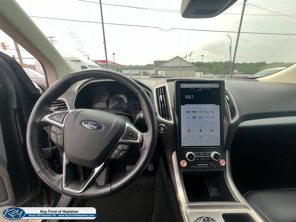 Used 2024 Ford Edge SEL AWD/4WD image 19