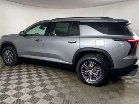 New 2026 Chevrolet Traverse LT w/ Driver Confidence Package image 6