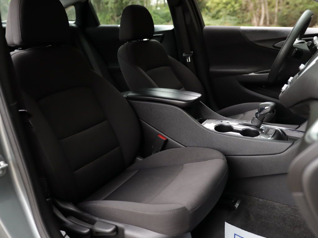 Used 2024 Chevrolet Malibu LT FWD image 26