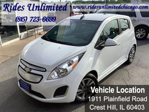 Used 2015 Chevrolet Spark LT image 2