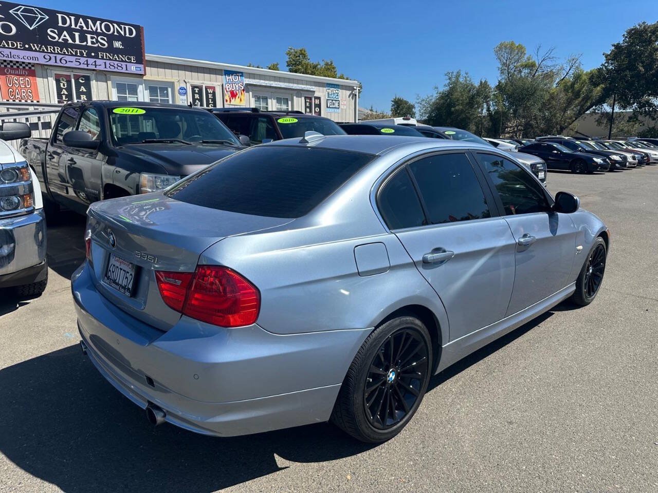 Used 2011 BMW 335i xDrive Sedan AWD/4WD image 4