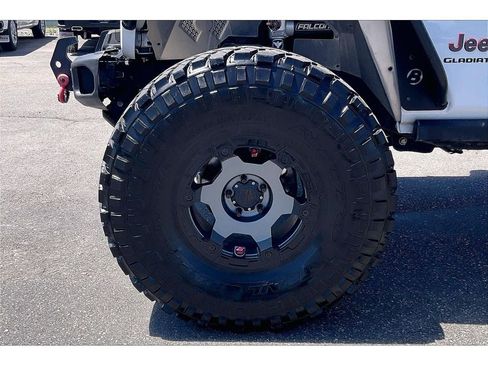 Used 2020 Jeep Gladiator Rubicon AWD/4WD image 10