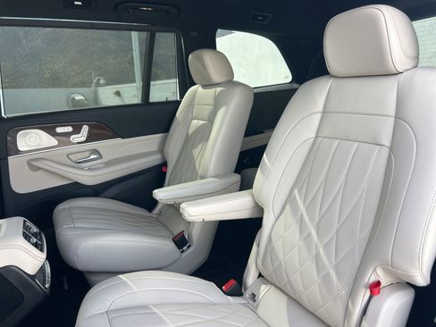 Used 2023 Mercedes-Benz GLS 63 AMG 4MATIC image 10