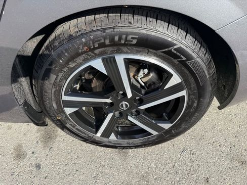 Used 2024 Nissan Sentra SV image 13