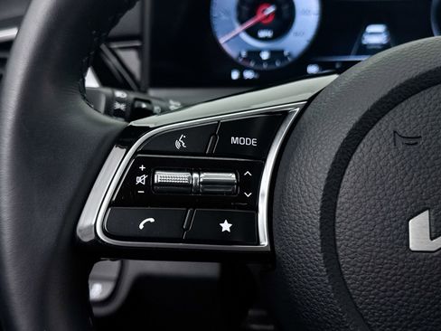 Certified 2024 Kia Seltos X-Line AWD/4WD image 33