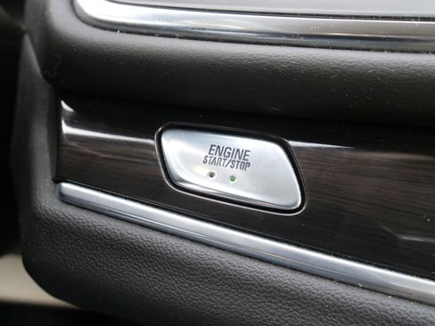 Certified 2021 Buick Enclave Essence image 24