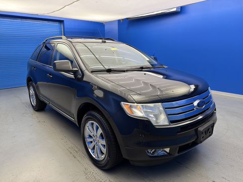 Used 2010 Ford Edge SEL image 2