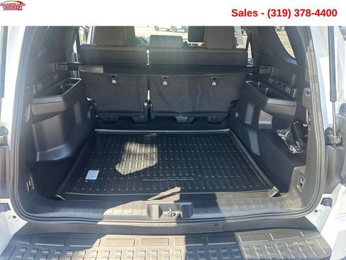 Used 2025 Toyota 4Runner TRD Sport AWD/4WD image 20