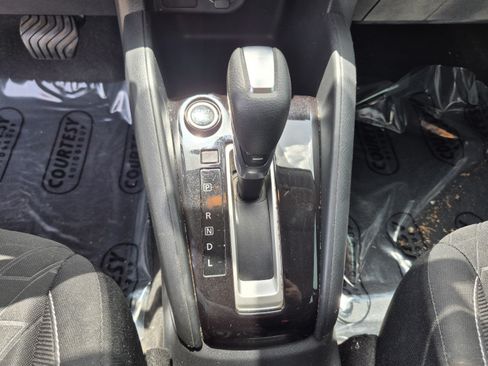 Used 2021 Nissan Kicks S FWD image 27