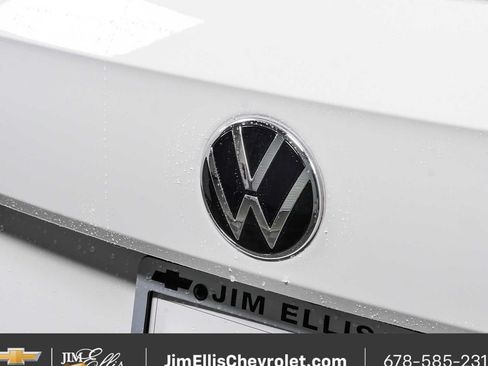 Used 2022 Volkswagen Taos SE AWD/4WD image 33