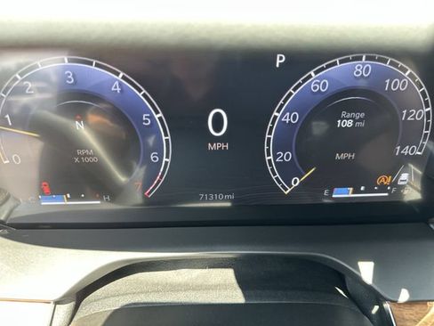 Used 2022 Jeep Grand Cherokee Summit AWD/4WD image 12