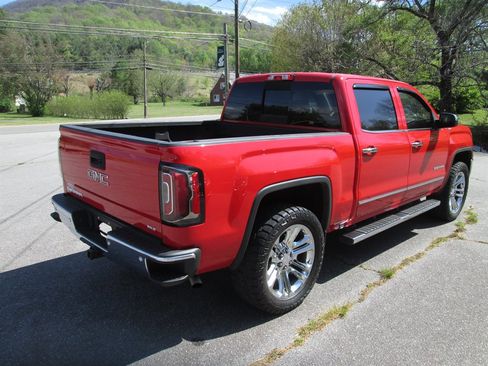 Used 2017 GMC Sierra 1500 SLT AWD/4WD image 3