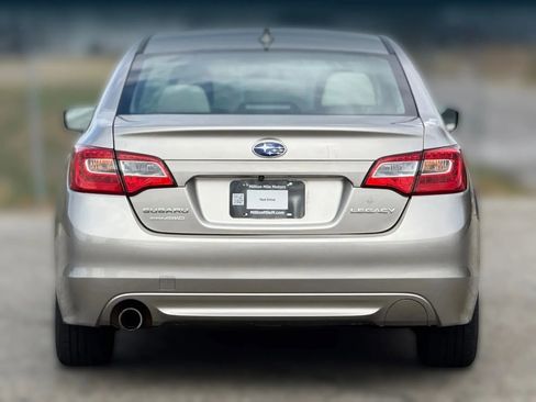 Used 2016 Subaru Legacy 2.5i Premium image 4