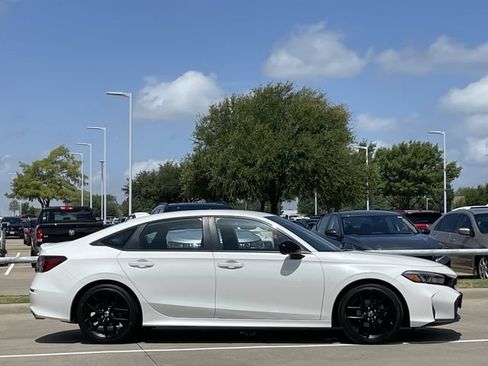 Certified 2025 Honda Civic Sport image 3