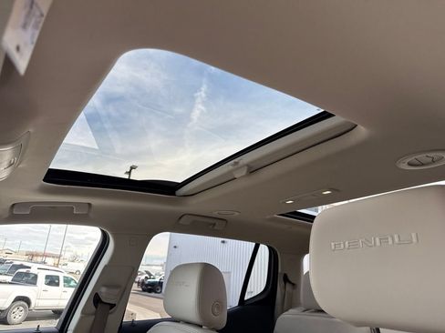 Used 2020 GMC Acadia Denali w/ Trailering Package AWD/4WD image 35