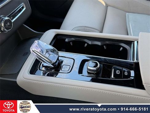 Used 2025 Volvo XC90 T8 Ultra image 21