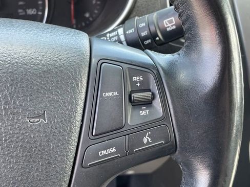 Used 2014 Kia Sorento LX image 23