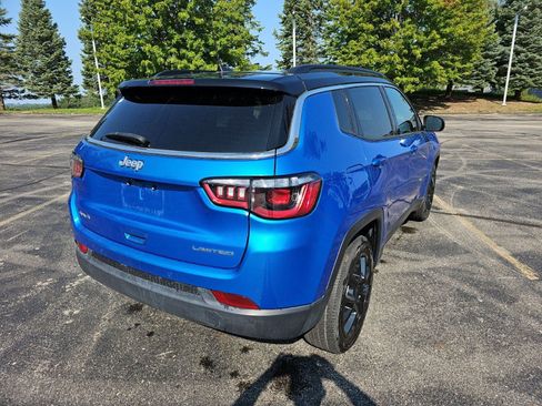 Used 2025 Jeep Compass Limited AWD/4WD image 6