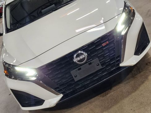 Used 2023 Nissan Altima 2.5 SR image 19