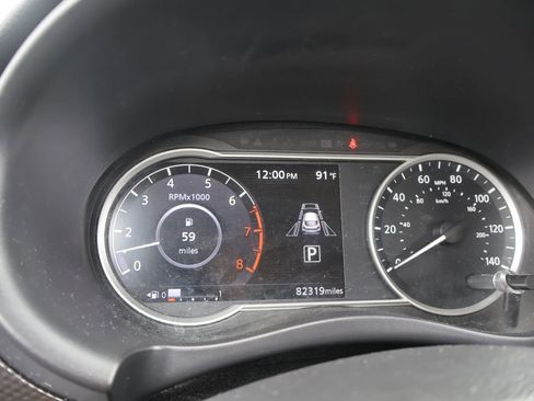 Used 2020 Nissan Kicks SV FWD image 33