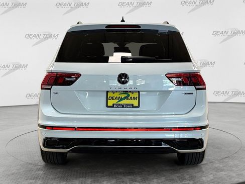 Used 2024 Volkswagen Tiguan SE R-Line AWD/4WD image 8