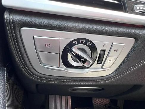Used 2018 BMW 740i RWD image 30