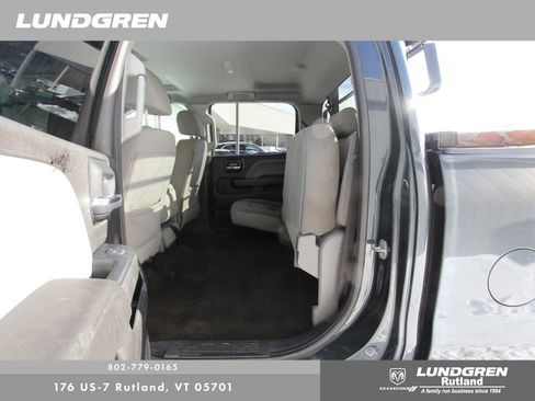 Used 2018 Chevrolet Silverado 2500 W/T w/ WT Convenience Package AWD/4WD image 38