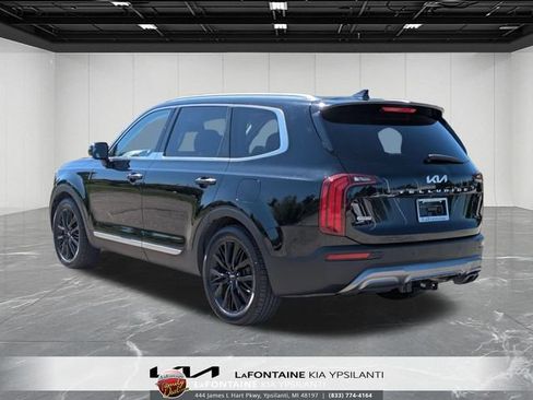 Used 2022 Kia Telluride SX w/ SX Prestige Package AWD/4WD image 3
