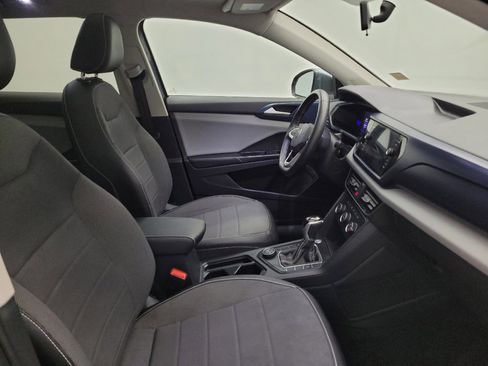 Used 2022 Volkswagen Taos SE AWD/4WD image 21