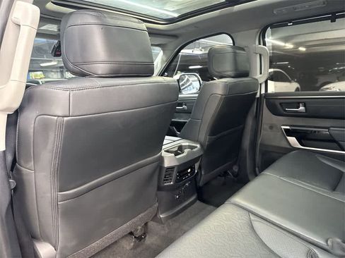 Used 2023 Toyota Sequoia Limited image 23