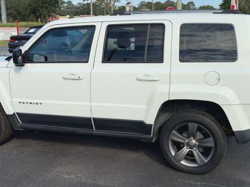 Used 2017 Jeep Patriot Sport w/ Power Value Group FWD image 6