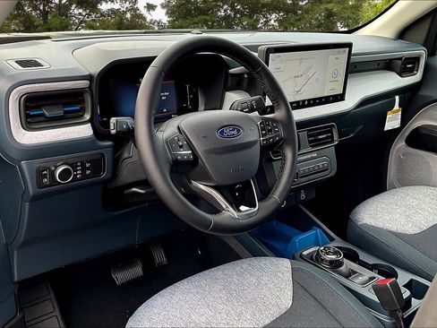 New 2025 Ford Maverick XLT w/ XLT Luxury Package image 6