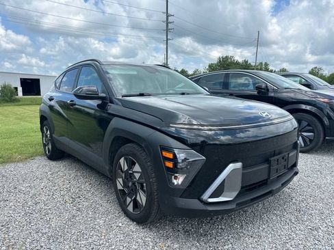 Used 2025 Hyundai Kona SEL FWD image 1