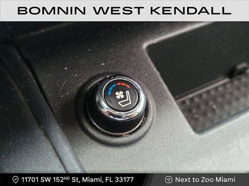 Used 2023 Nissan Titan PRO-4X w/ Pro-4x Convenience Package image 20