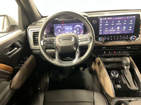 Certified 2024 GMC Canyon Denali AWD/4WD image 18