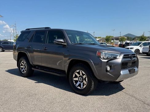 Certified 2020 Toyota 4Runner TRD Off-Road Premium w/ Moonroof Package AWD/4WD image 2