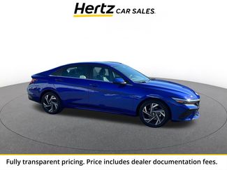 Used 2025 Hyundai Elantra SEL FWD video 1