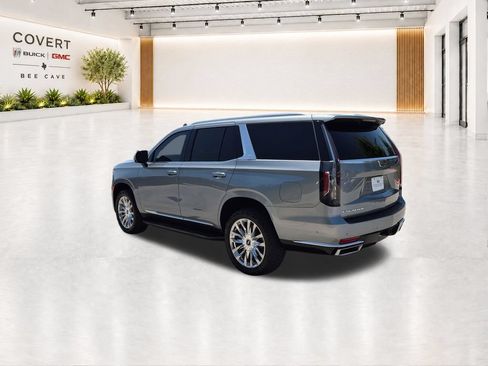 Used 2023 Cadillac Escalade Premium Luxury w/ LPO, Floor Liner Package AWD/4WD image 9