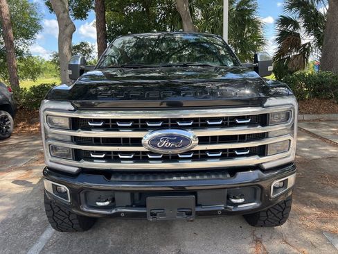 Used 2024 Ford F250 Platinum AWD/4WD image 3