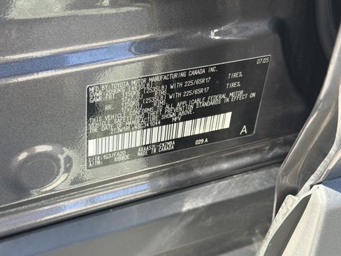 Certified 2025 Toyota RAV4 XLE w/ Convenience Package FWD image 30
