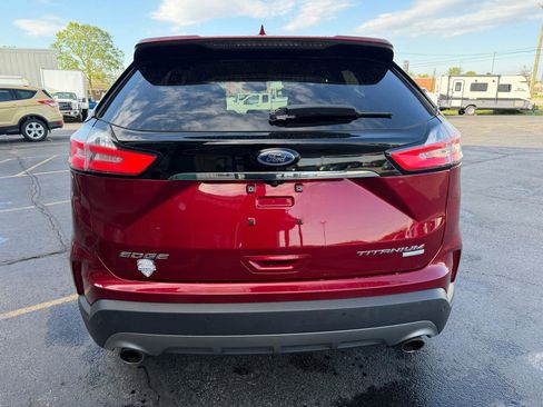 Used 2019 Ford Edge Titanium FWD image 4