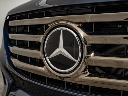 New 2026 Mercedes-Benz GLS 450 4MATIC image 3